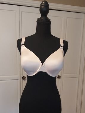 Vanity Fair 34DD Bra Back Smoothing Underwire Satin Molded Cup Blush Pink